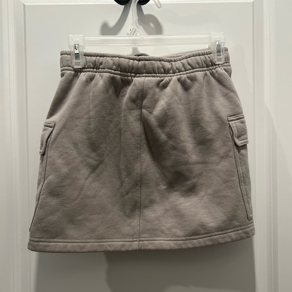 Aritzia Cozyfleece Jacket & Skirt SET - Picture 15 of 15